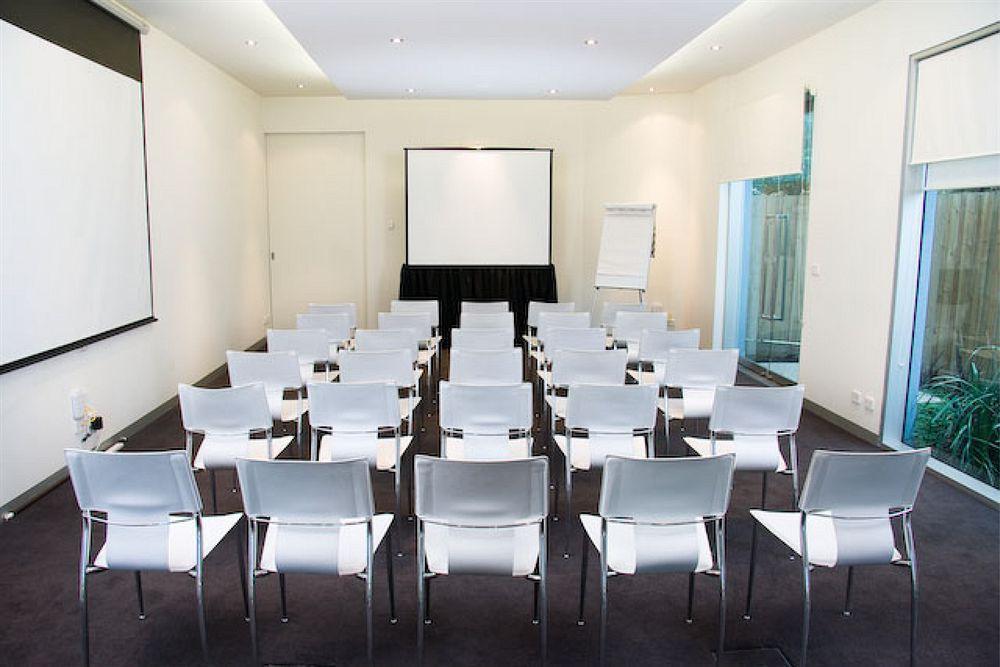Punthill Williamstown Aparthotel Bagian luar foto