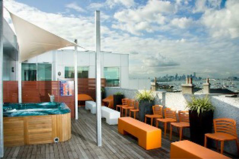 Punthill Williamstown Aparthotel Bagian luar foto